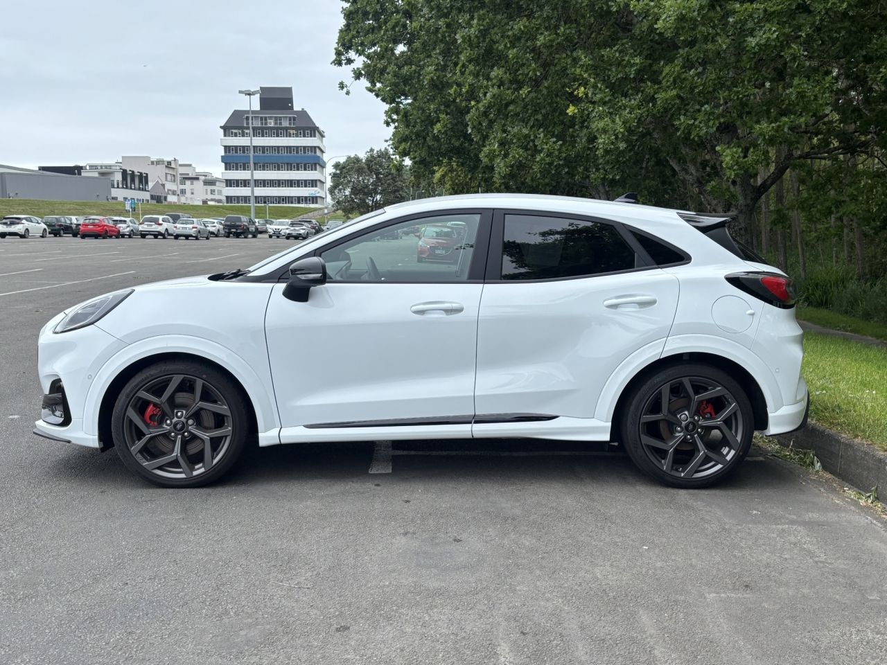 2025 Ford Puma St Mhev 1.0p 7a For Sale At 42,990 In Wellington Ccm